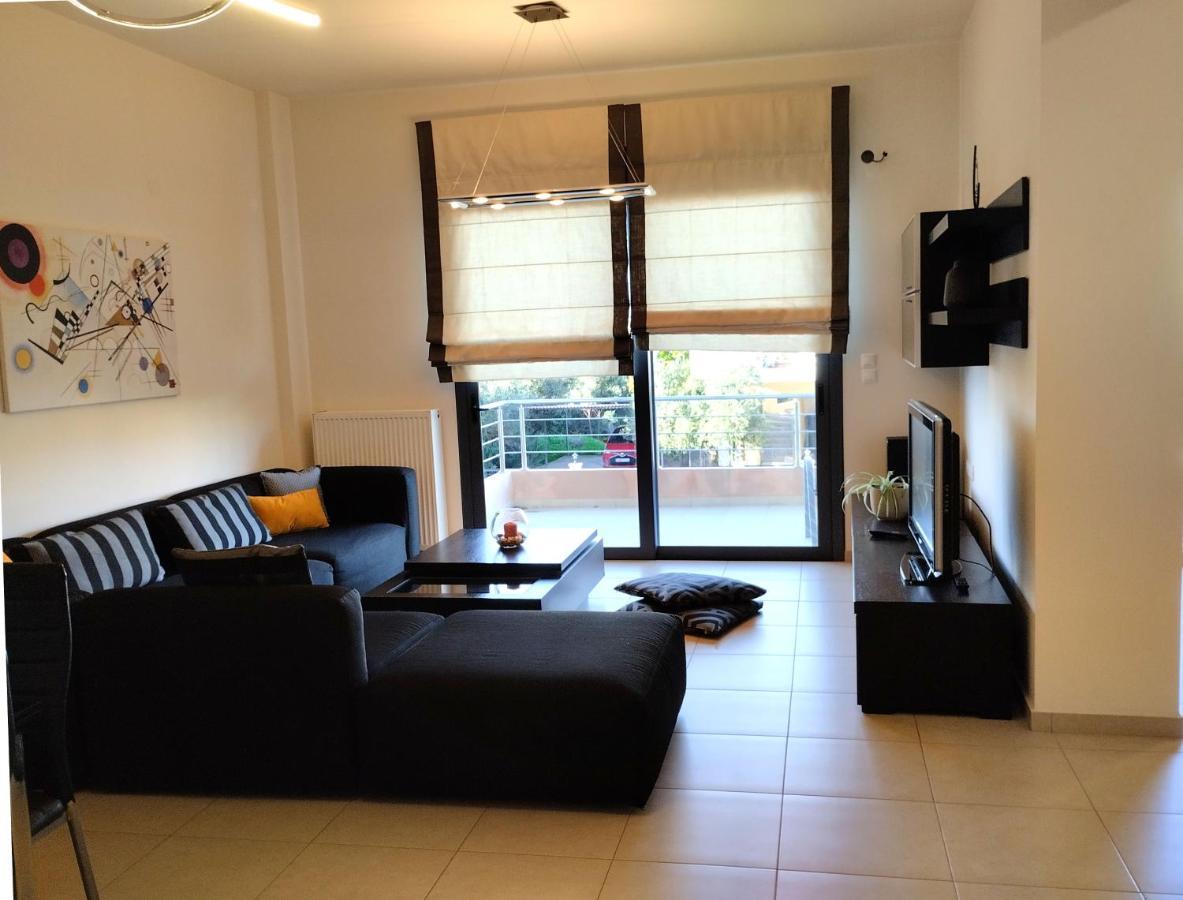 Zoe's Luxury - Private Parking Chrissi Akti Chania