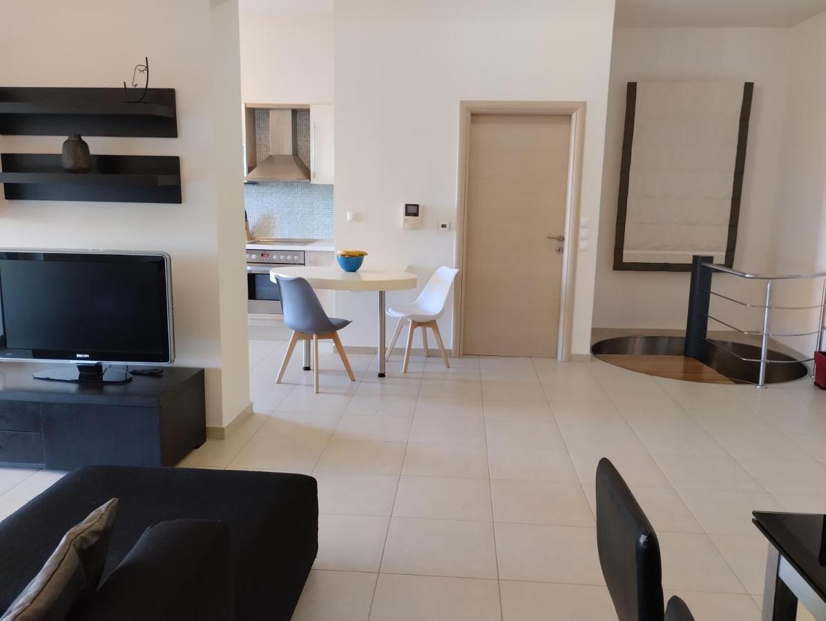 Apartamento Zoe's Luxury - Private Parking Chrissi Akti Chania